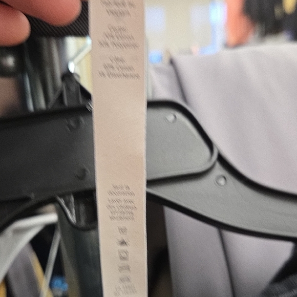 lululemon athletica Black Women's Cropped Hoodie - Picture 10 of 10